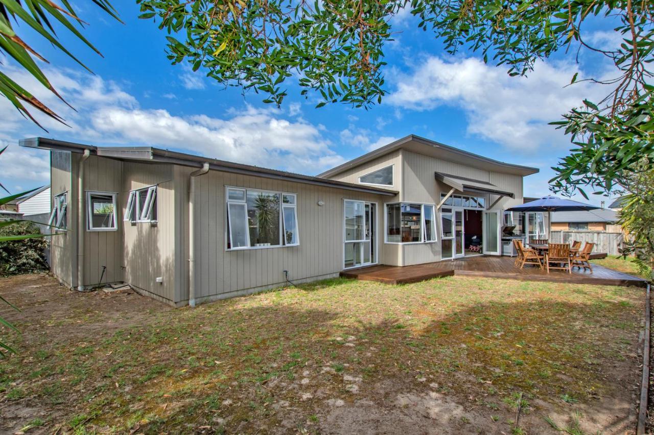 Restful Ruakaka - Ruakaka Holiday Home Buitenkant foto